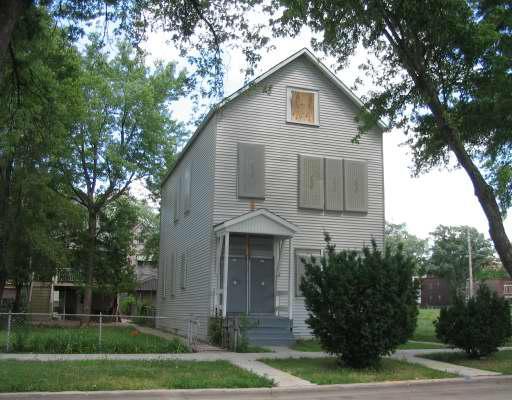 5221 S Laflin St., Chicago, IL 60609