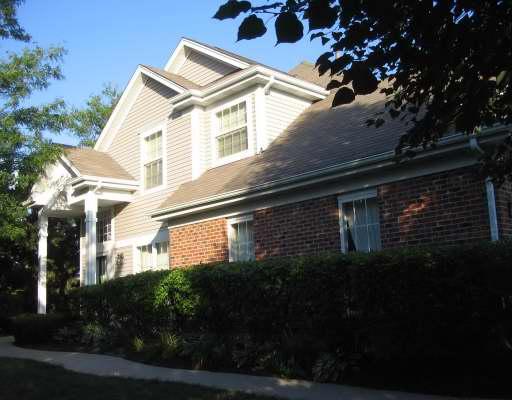 2015 Silver Lake Rd., Arlington Heights, IL 60004