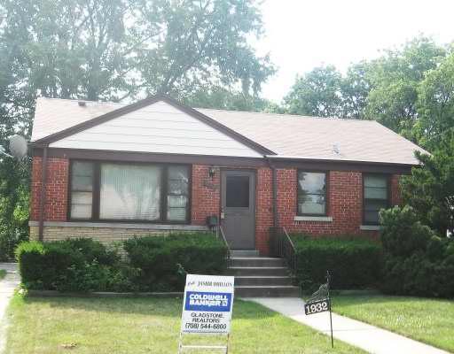 1932 Herbert Ave., Berkeley, IL 60163