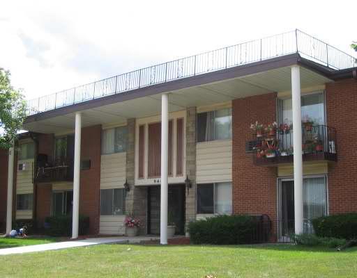 9446 N Dee Rd. #1G, Des Plaines, IL 60016