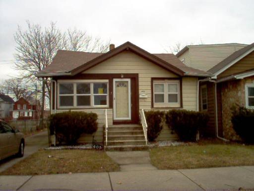 605 Douglas Ave., Calumet City, IL 60409