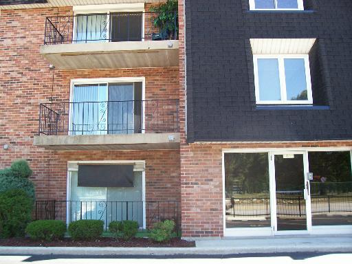 1029 Burnham Ave. #301, Calumet City, IL 60409