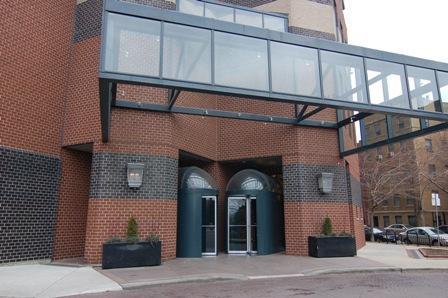3660 N Lake Shore Dr. #3204, Chicago, IL 60613