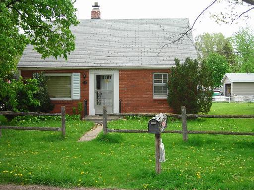 7123 N 2nd St., Machesney Park, IL 61115