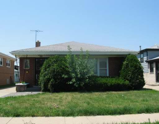 288 Calhoun Ave., Calumet City, IL 60409