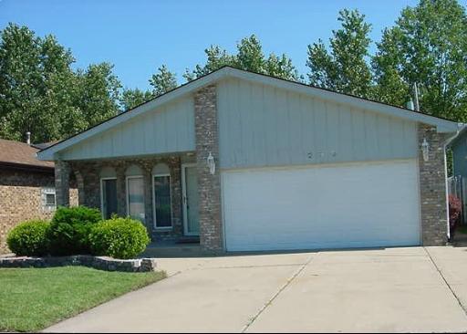 295 Exchange Ave., Calumet City, IL 60409
