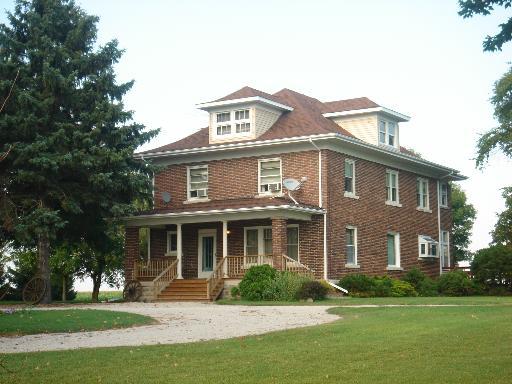 10422 Grove Rd., Yorkville, IL 60560