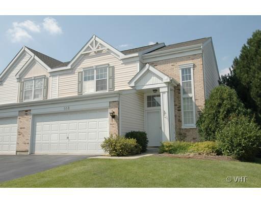 668 Silk Oak Ln., Crystal Lake, IL 60014