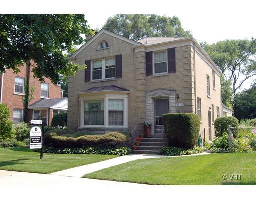 2711 W Fitch Ave., Chicago, IL 60645