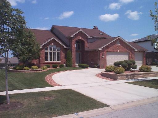 790 Belot Ln., New Lenox, IL 60451