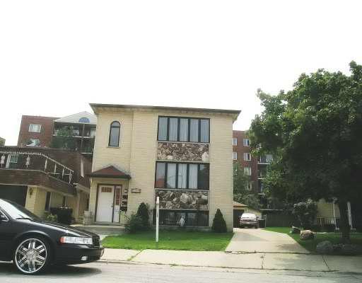 6547 W Bittersweet Pl., Chicago, IL 60634
