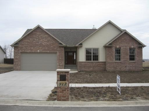 913 34th St., Peru, IL 61354
