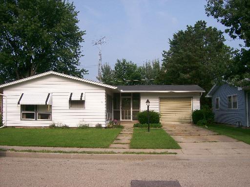15 Lynwood St., Morris, IL 60450