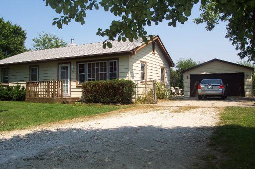 1098 Spring Green Dr., Joliet, IL 60433