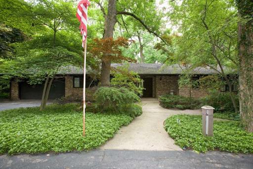 4713 White Oak Ave., Rockford, IL 61114