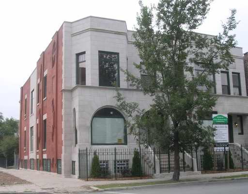 3035 W Jackson Blvd. #2-E, Chicago, IL 60612