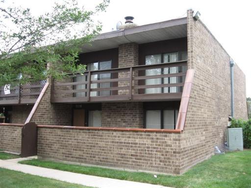 1110 Kenneth Cir., Elgin, IL 60120