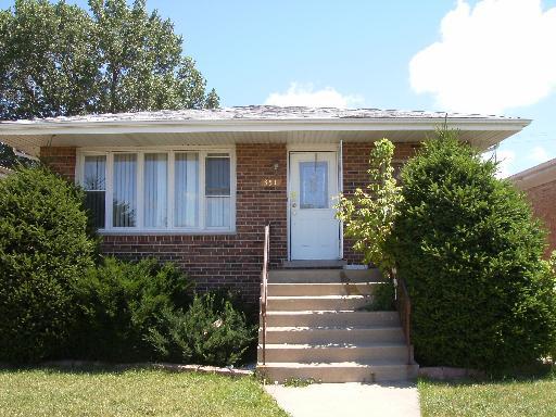 351 Hoxie St., Calumet City, IL 60409