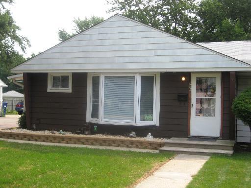 8821 S Corcoran Rd., Hometown, IL 60456