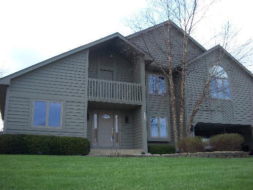 9S160 Skylane Dr., Naperville, IL 60564