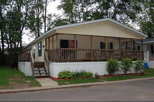 873 Julie Ann Ln., Elgin, IL 60120