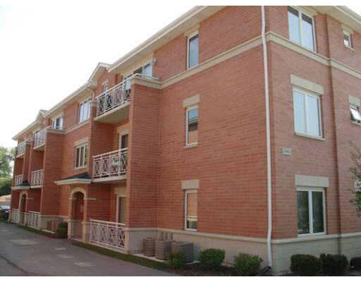 5963 N Northwest Hwy. #202, Chicago, IL 60631