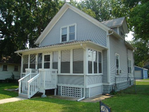 664 Spruce St., Aurora, IL 60506