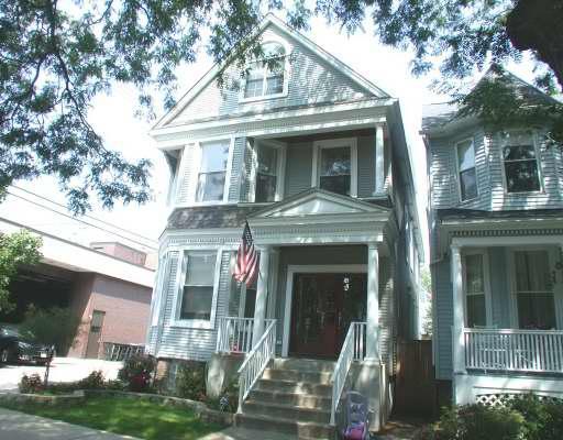 1942 W Grace St., Chicago, IL 60613