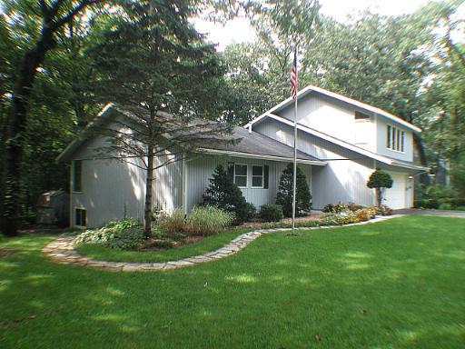 10364 Ellsworth, Roscoe, IL 61073