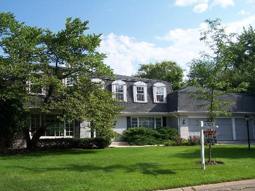 1388 The Point St., Barrington, IL 60010