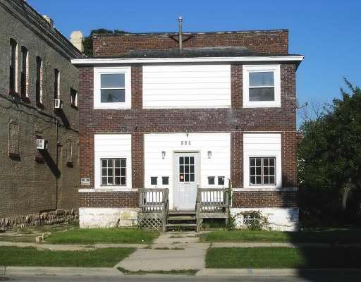 840 N Hickory St., Joliet, IL 60435