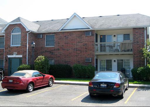 1380 Cunat Ct. #2D, Lake In The Hills, IL 60156