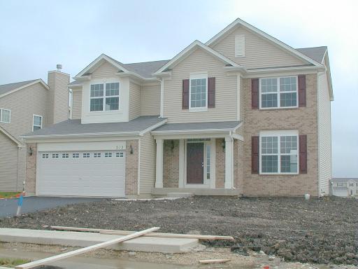 312 Shelbourne Rd., Volo, IL 60073