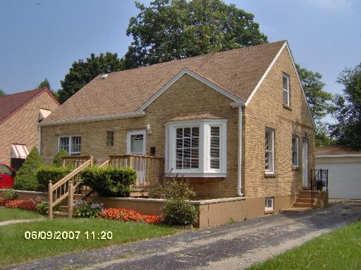 [Address Hidden by Seller], Waukegan, IL 60085