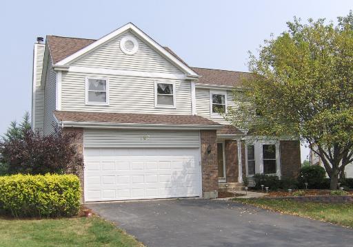 187 Mistwood Ln., North Aurora, IL 60542