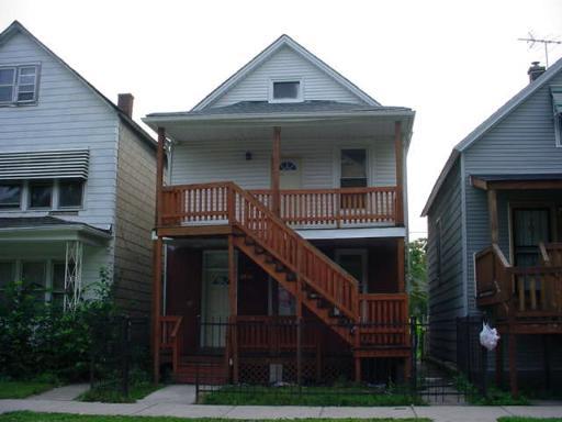 8715 S Marquette Ave., Chicago, IL 60617