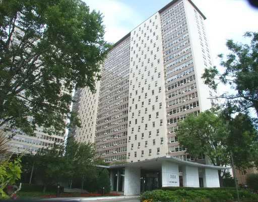 3950 N Lake Shore Dr. #1204, Chicago, IL 60613