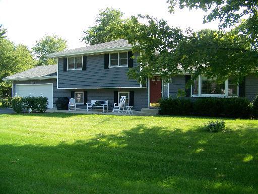 414 Betty St., Verona, IL 60479