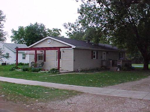 234 Chapman St., Paw Paw, IL 61353