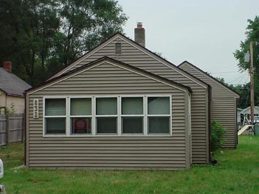 832 Marie Ave., Machesney Park, IL 61115
