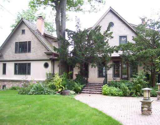 24719 W Lake Shore Dr., Round Lake, IL 60073