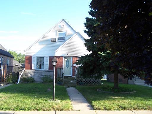 15 164 St., Calumet City, IL 60409