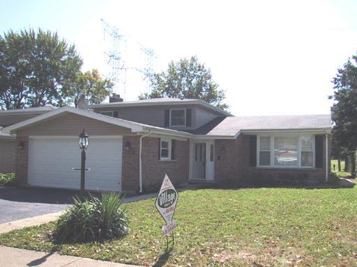 735 W Miller Rd., Des Plaines, IL 60016