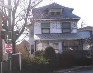 3832 N Pulaski Ave., Chicago, IL 60641