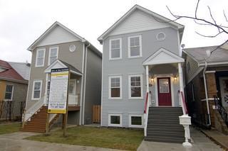 5834 W Eastwood Ave., Chicago, IL 60630