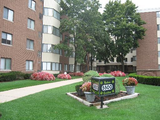 5500 Lincoln Ave. #204, Morton Grove, IL 60053