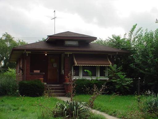 433 S 15th Ave., Maywood, IL 60153