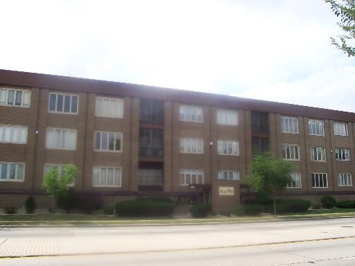 10048 S Pulaski Ave. #3G, Oak Lawn, IL 60453