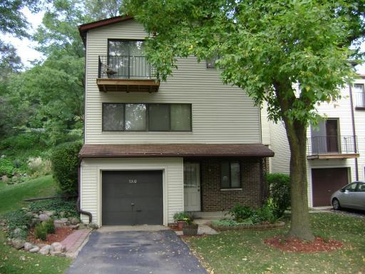 5310 Newport Dr., Lisle, IL 60532