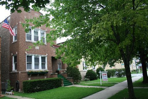 5204 W Melrose St., Chicago, IL 60641